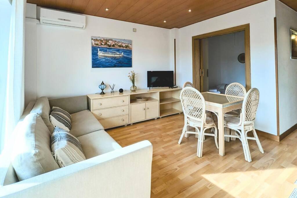 Apartamento Piscina En Platja Daro By Host&Joy Castell-Castell-Platja d'Aro Extérieur photo